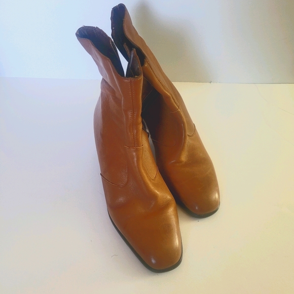 Shelby Shoes - Shelby soft leather ankle brown boots Size 10